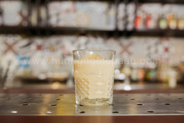 cocktail white russian hương vị rượu vodka