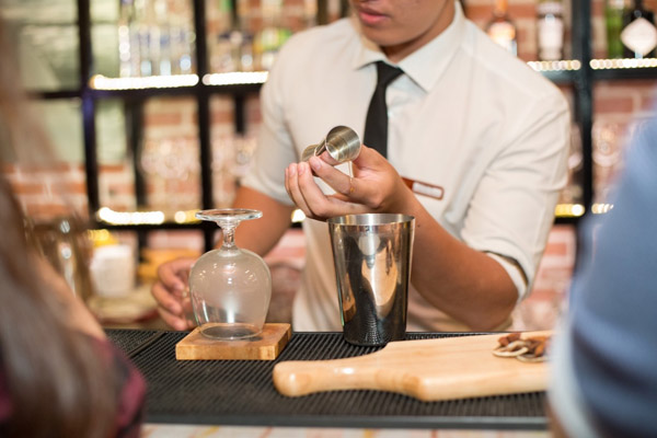 nguyên liệu pha chế của bartender