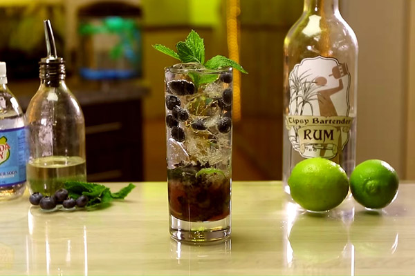 Mojito việt quất lạ miệng